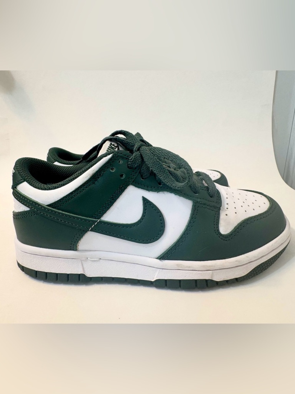 Nike Dunks Low White & Dark Green (Spartan Green) (GS 5Y / Women’s 6.5)